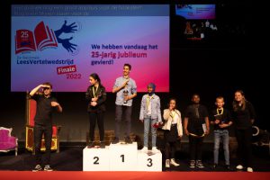 De finalisten van de LeesVertelwedstrijd in het Beatrix Theater in Utrecht 23 april 2022